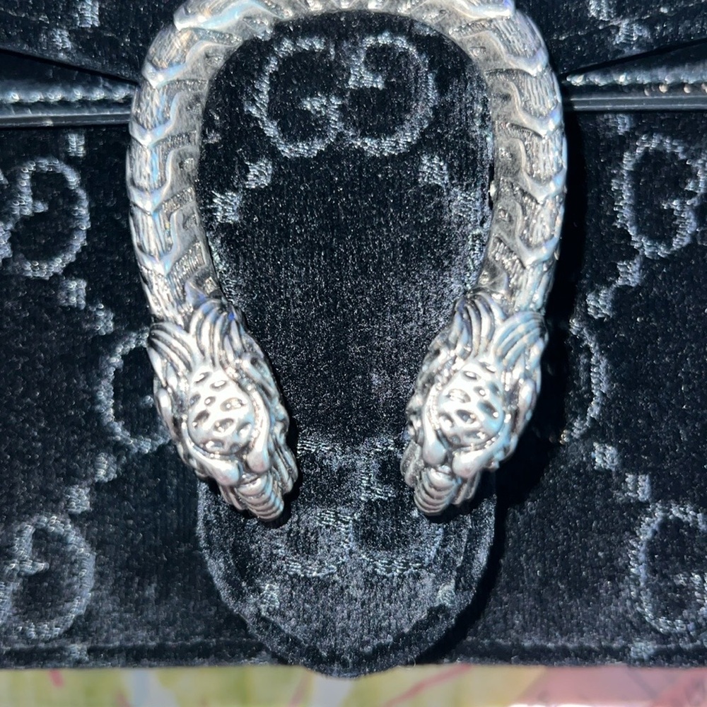 Gucci Black Velvet Dionysus…. i think this is medium - Picture 7 of 14